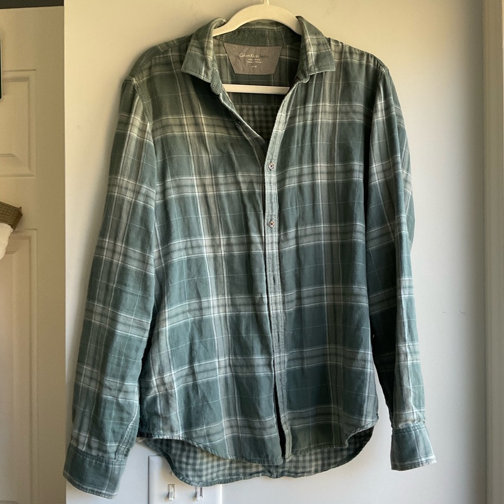 Green button down
